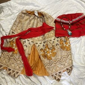 Size Adult/Junior Medium Moana Costume with Necklace